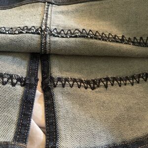 NEVER WORN - J JILL 

Stylish Denim Jeans J JILL